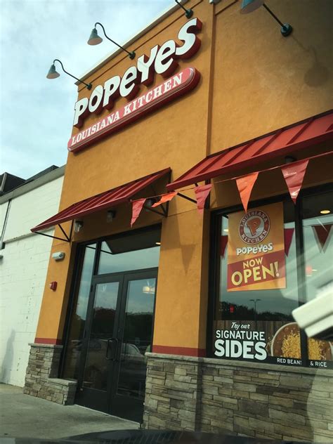 You will get the list of restaurants along with users rating. Popeyes - Fast Food - 1701 Sunrise Hwy, Bay Shore, NY ...