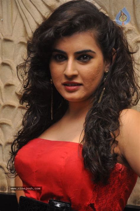 Archana New Stills Photo 17 Of 68