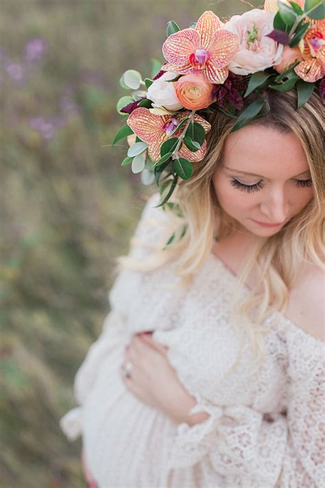 Flower Crown Maternity Photos Wedding And Party Ideas 100 Layer Cake