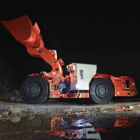 Lhd Diesel Toro™ Lh410 Sandvik Mining And Rock Technology Pour Travaux Souterrains
