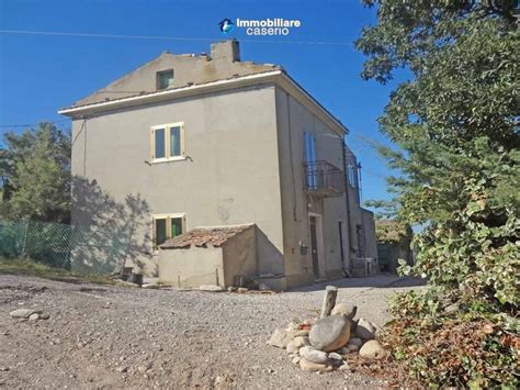2 Bedroom Country House For Sale In Abruzzo Chieti Atessa Italy