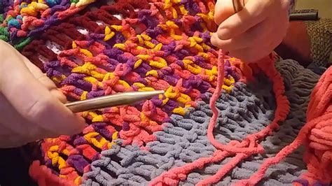 Knitting A Blanket On Circular Needles Youtube