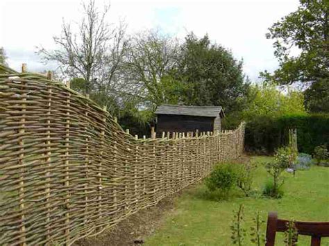5 Useful Steps To Build A Diy Pine Wattle Fence The Owner Builder Network