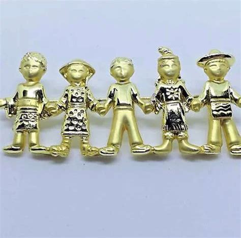 signed ajc vintage 5 people of the world brooch pin nationality gold tone united we stand