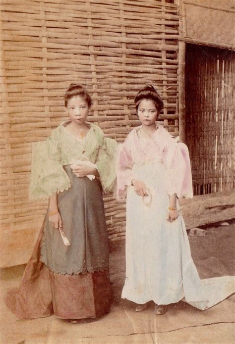 1880 photo of teens with makeup in manila ctto philippines fashion filipino fashion