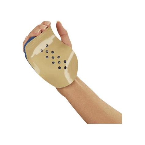 DeRoyal Short Metacarpal Wrist Splint with Foam | Precuts And Preformed ...