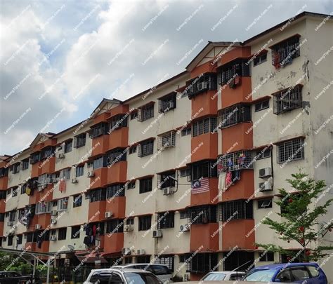 Sri muda is a major townships in section 25, shah alam, selangor, malaysia. Lelong Auction Apartment in Taman Sri Manja,Petaling Jaya ...