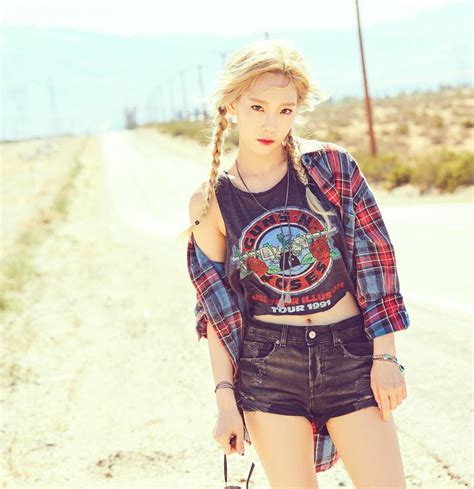More Teaser Pictures For Taeyeon S Why Revealed Wonderful Generation