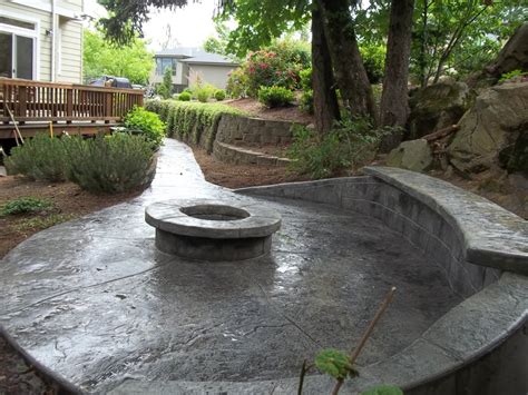 Use them in commercial designs under lifetime, perpetual & worldwide rights. Custom curved retaining wall and bench. Also it's a patio ...