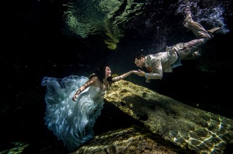 Wedding Trash The Dress Underwater Angeles And Lance