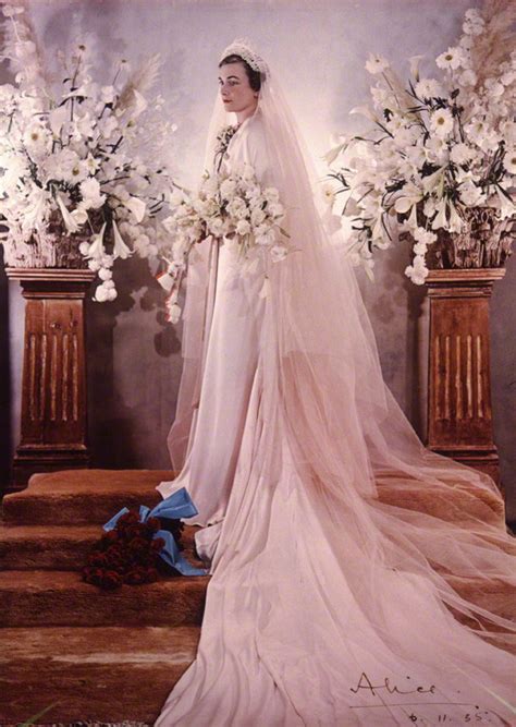 Princess Alice Duchess Of Gloucester National Portrait Gallery Vestidos De Casamento Real