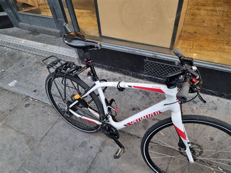 Stolen Specialized Sirrus Elite