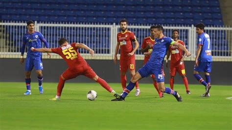 قرر الجهاز الفني لفريق الكرة بنادي الاتحاد بقاء الفريق في منطقة عسير؛ ليخوض المباراتين المقررتين أمام ضمك وأبها في الدوري السعودي للمحترفين. ضمك وأبها حبايب والعدالة يودع المحترفين والنصر يتخطى ...