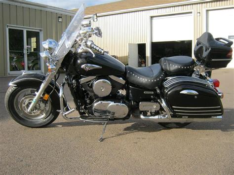 And after changing the oil bike wont shift gears help ? 2004 Kawasaki Vulcan 1500 Nomad - CLEAN BIKE ...