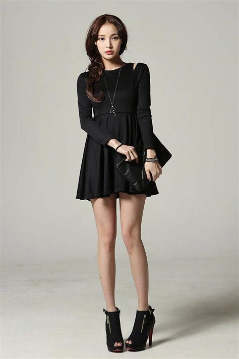 Look At This Gorgeous Modern Korean Fashion Modernkoreanfashion Fashion Korean Fashion Kpop