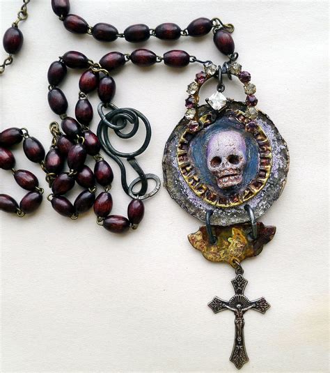 Pin By Wildwelshwoman On Bijoux Mourning Jewelry Memento Mori Jewelry Skull Jewelry