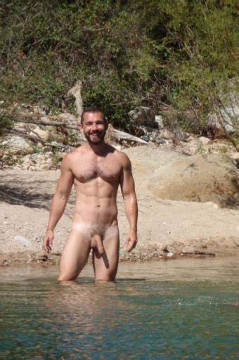 Photo Hung Male Naturists Page 17 Lpsg
