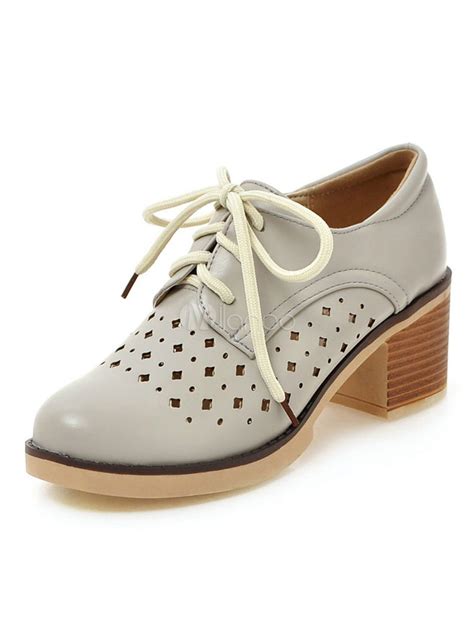 White Oxford Shoes Women Round Toe Cut Out Chunky Heel Lace Up Shoes