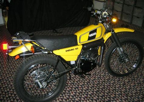 Yamaha 125 dtmx moto enduro trouvailles de grange honda bleu. 1980 Yamaha DT 125 E - Moto.ZombDrive.COM