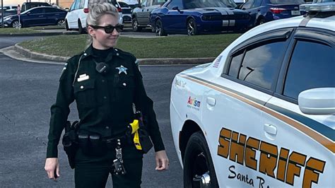 Santa Rosa County Sheriffs Office Unveils Autism Awareness Patrol Car Wear