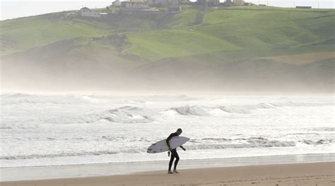 ESPECTACULAR VIDEO: SAN VICENTE DE LA BARQUERA / AN AMAZING SURF LOCATION