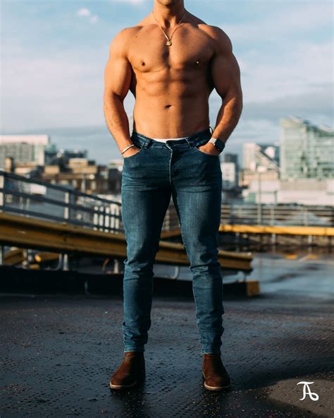 ⁣ultimate Comfort And Versatility Jeans Designed To Work In Perfect Sync With Your Physique