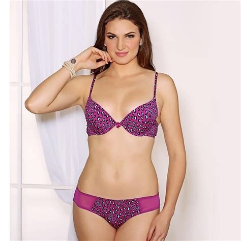 Buy Set Of Bra And Panty Lightly Padded T Shirt Bra And Panty In