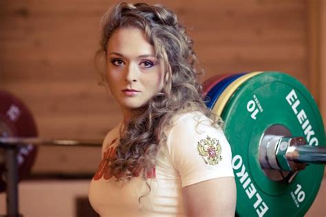 Top 10 Best Female Weightlifters 3 Is Extreme