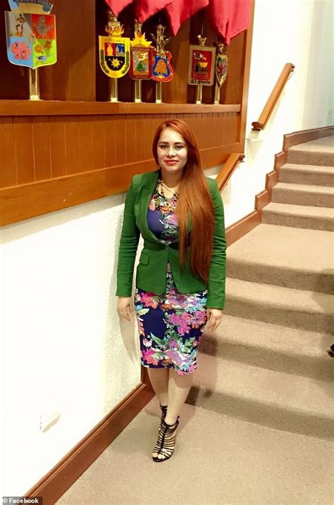 Rischia di essere condannata all' ergastolo. El Chapo's beauty queen mistress should be shown mercy ...
