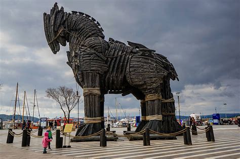 How Big Was The Trojan Horse Horse Fund