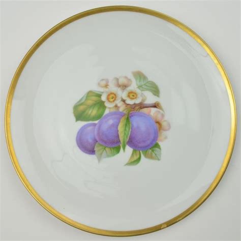 Hutschenreuther Selb Fruit Pattern On Favorit Plums Salad Plate