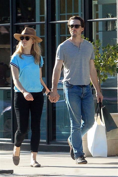 Natalie Dormer And David Oakes Hold Hands While Shopping On Melrose Place In West Hollywood Los