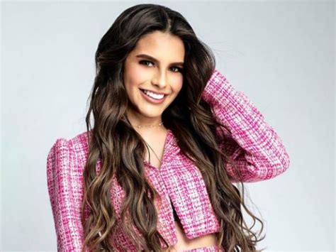 ملكة جمال بيرو 2022 أليسيا روفيجنو وفاليريا فلوريز والمزيد من المرشحين الذين سيتنافسون على
