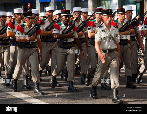 French Foreign Legion Soldiers Marching Stock Photo Alamy