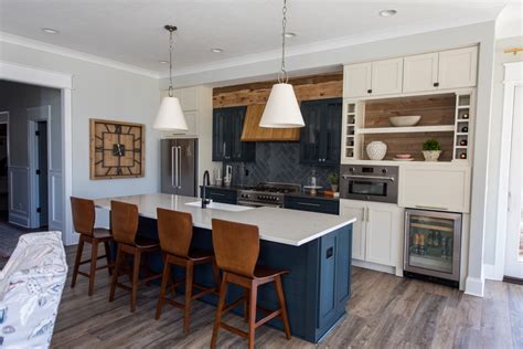 Home Is Where The "Hart" Is - Contemporary - Kitchen ...