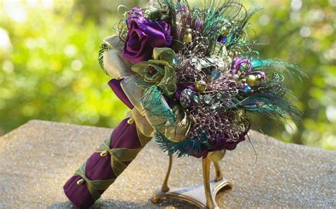 Peacock Feather Purple Green Brooch Bridal Bouquet Vintage Victorian