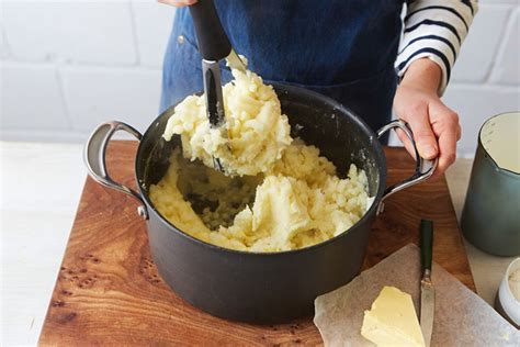 How To Make Mashed Potatoes Features Jamie Oliver