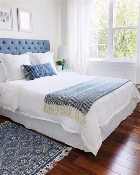 Affordable Blue And White Home Decor Ideas Best For Spring Time 46