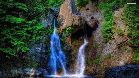 10 Beautiful Waterfall Wallpapers Beautiful Wallpapers