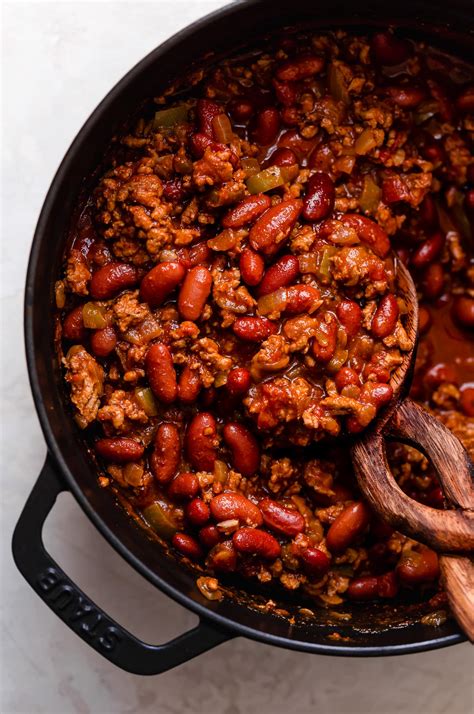 Add beans, tomatoes, tomato puree, and 1/2. Simple Chili With Ground Beef And Kidney Beans Recipe / I ...