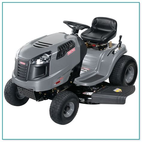 Sears Lt 1500 Riding Mower At Craftsman Tractor