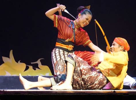 Contoh Teater Tradisional Di Indonesia Beserta Asal Daerahnya Lengkap Blog Mamikos