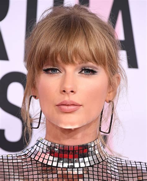 Taylor Swifts Best Hair Looks Taylor Swift Shag Haircut May 2019