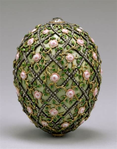 The third imperial egg is an easter fabergé egg created in the workshop of peter carl fabergé for the russian tsar alexander iii and presented to his wife, maria feodorovna, on orthodox easter of 1887. 17 Best images about Russian History on Pinterest ...