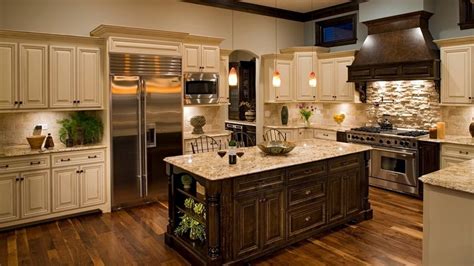 Venetian Gold Granite Pros And Cons Cost Colors And Maintenance