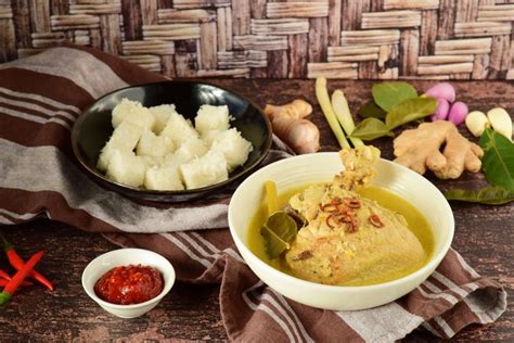 Maybe you would like to learn more about one of these? Santap Opor Ayam saat Lebaran? Ini Bahaya Hangatkan Ulang Makanan Bersantan