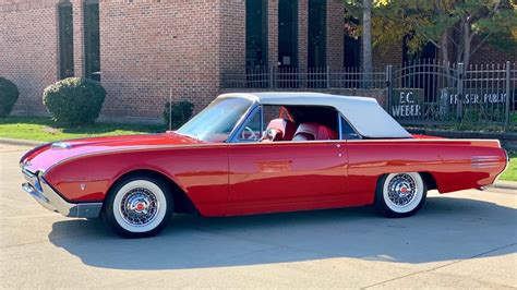 1962 Ford Thunderbird Convertible At Indy 2022 Asw88 Mecum Auctions