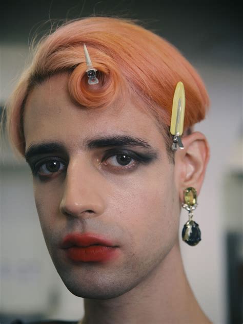 The Future Of The Catwalk Is Non Binary I D Portrait Inspiration