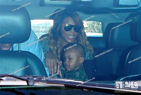 Tamar Braxton Arrives At Los Angeles International Lax Airport With
