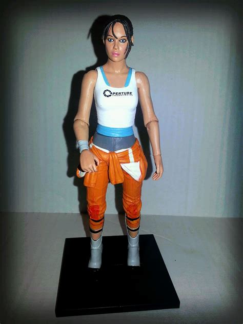Action Figure Barbecue Action Figure Review Chell From Portal 2 By Neca